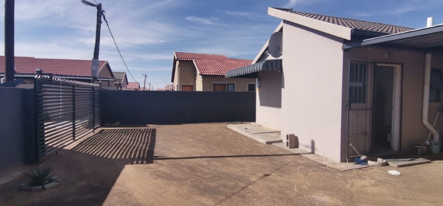2 Bedroom Property for Sale in Raceway Free State